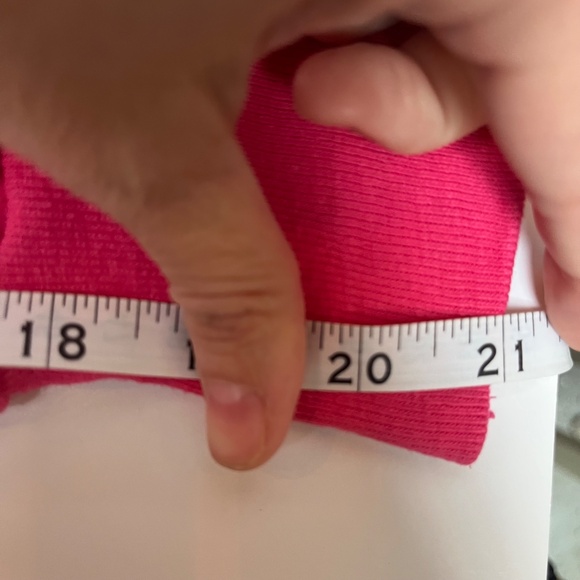 Vintage Yosemite Kid's Pullover Sweatshirt, 1980s, Hot Pink, Size L - Picture 10 of 10